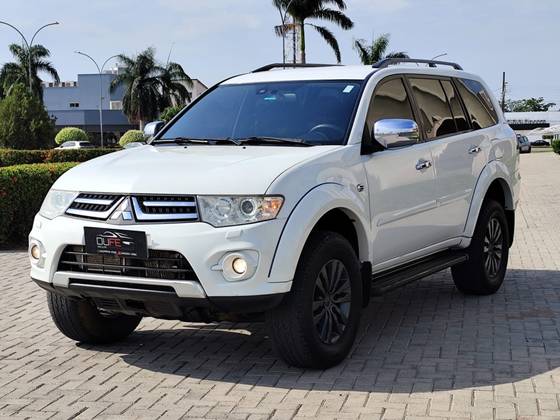 MITSUBISHI PAJERO DAKAR 3.2 HPE 4X4 7 LUGARES 16V TURBO INTERCOOLER DIESEL 4P AUTOMÁTICO MITSUBISHI PAJERO DAKAR 3.2 HPE 4X4 7 LUGARES 16V TURBO INTERCOOLER DIESEL 4P AUTOMÁTICO